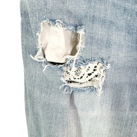 Free People Lacey Stilt Distressed Denim Lace Trim Jeans Light Blue Size 28 - Picture 7 of 14